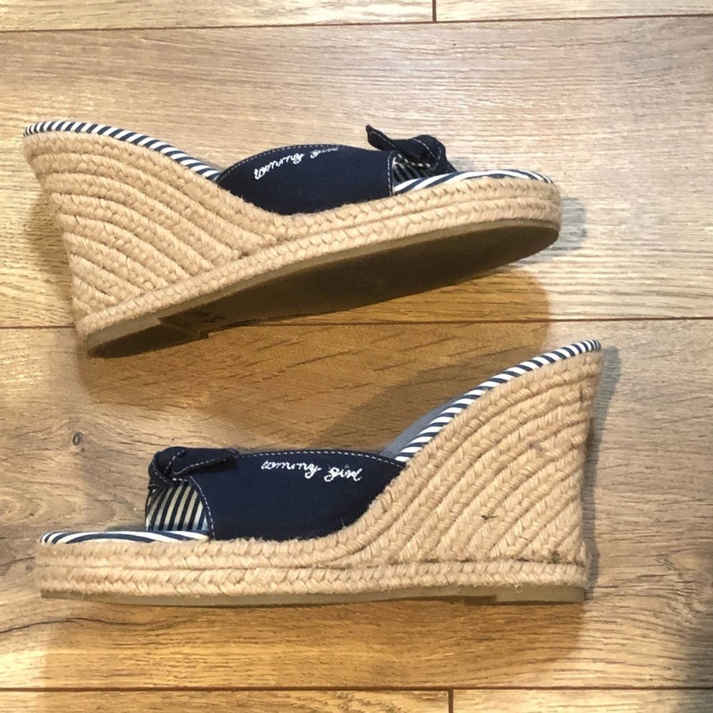 TOMMY Girl Y2K 2000s Denim Logo Slip on Wedge Sandals EUC Size 6.5